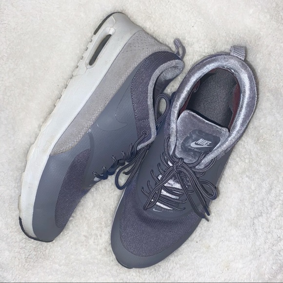 Nike Air Max Thea Sneakers - Picture 9 of 9
